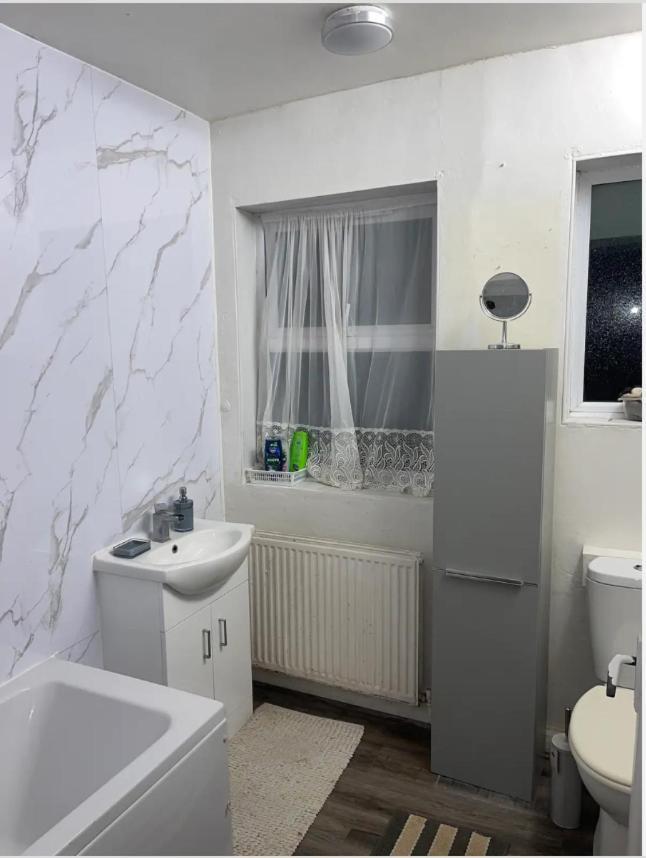 Cozy Rooms 25 Min Liverpool Street London Exterior foto